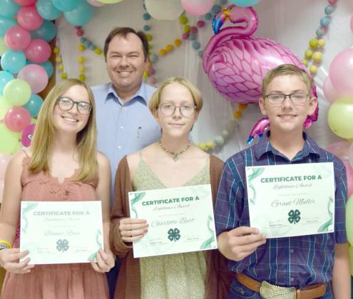 Lamb County 4-H holds Achievement Banquet