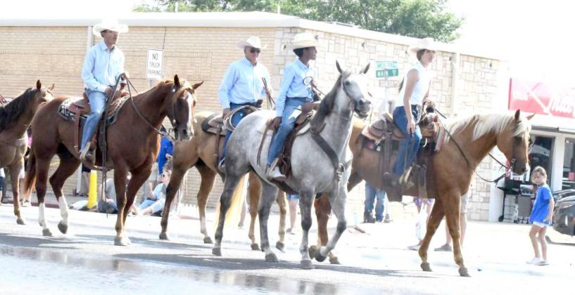 Olton Ex-Students Enjoy the Annual Sandhills Celebration