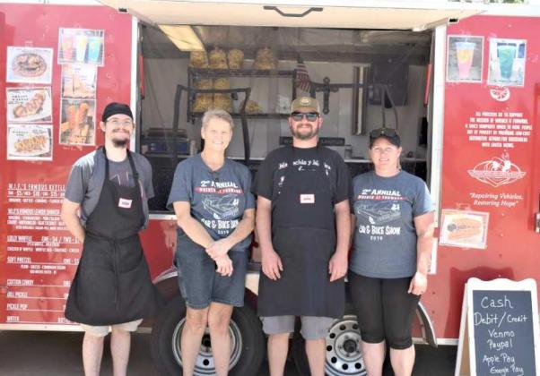 Arbor Grace holds fundraiser for Memorial Wall