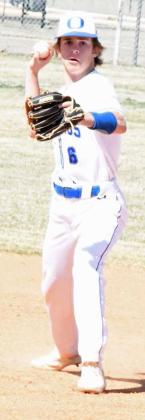 Olton freshman, Jett Tomsu, fields a ball cleanly at second base and tosses it to first for an out, during the Mustangs districtopening win over the Hale Center Owls on Monday, 10-8. (Staff Photo by Derek Lopez)