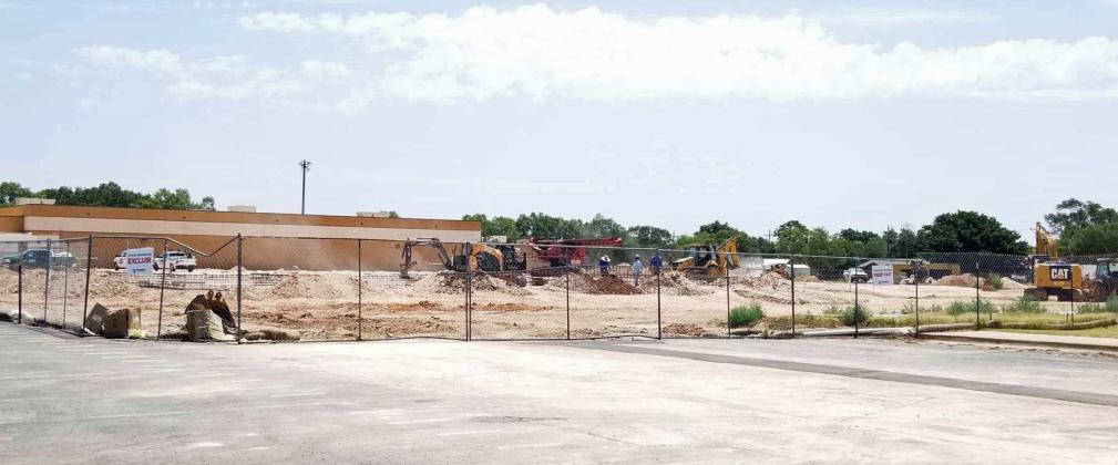 Teinert Construction crews continue work on the New Littlefield High School, which is being constructed between Wildcat Gymnasium and the Tennis Courts. See Superintendent Mike Read’s story below for a more detailed update on where the construction is at in the process. (Staff Photo by Derek Lopez)
