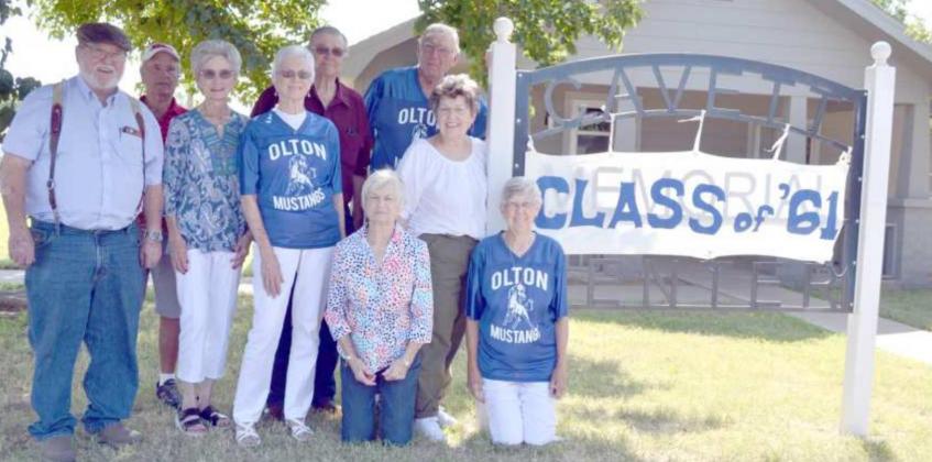 2021 Olton Class Reunions having fun