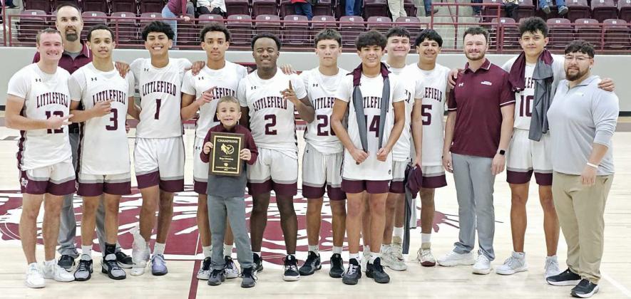 Wildcats clip Leopards, 61-44, to win Wildcat Classic