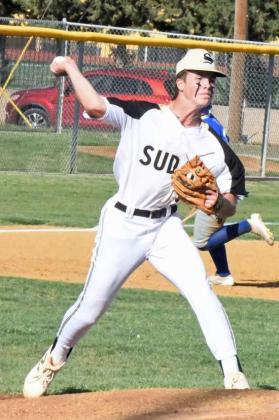 Sudan pitcher, Cal Carter, fields a chopper up the middle and throws it to first for an out, during the first inning of the Hornets’ game one loss to Tahoka on Thursday in Sudan. (Staff Photo by Derek Lopez)