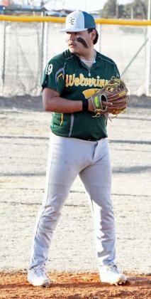 Springlake-Earth’s Xavyer Mosqueda started on the mound for the Wolverines on Monday, pitching 3.1 innings, giving up three hits, four walks and eight runs, two earned, while earning eighth strikeouts in the outing, during a, 14-5, loss to the Sudan Hornets. (Staff Photo by Derek Lopez)