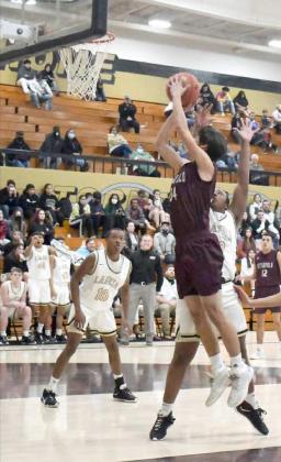 WILDCATS DROP NAIL-BITER AGAINST LAMESA, 53-51