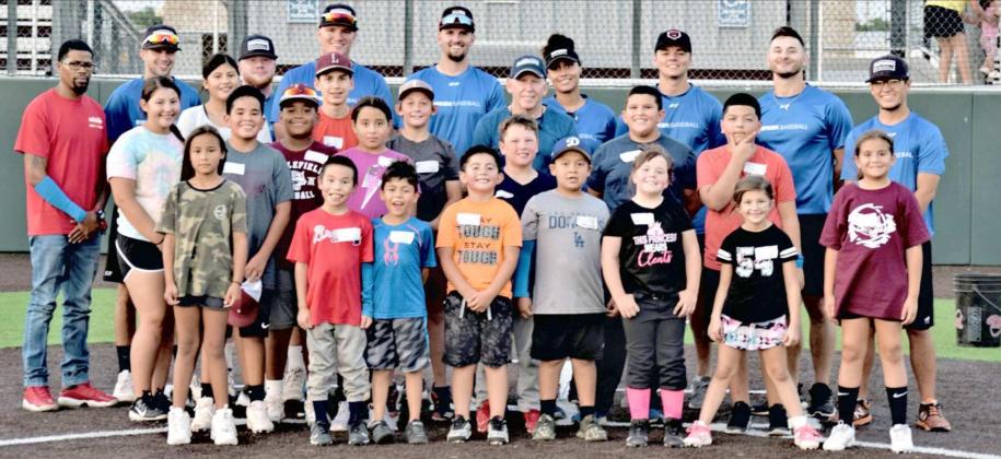 BASEBALL/SOFTBALL CLINIC
