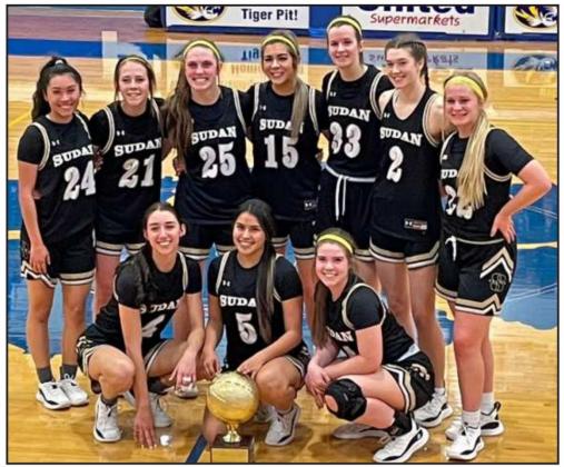 BI-DISTRICT CHAMPIONS – The Sudan Nettes bounced the Smyer Lady Cats, 77-26, at Frenship’s Tiger Pit on Monday to claim the 2A Bi-district trophy. (Back L-R): Elaine Martinez, Kambry Tolbert, Gracyn Shultz, Landree Gonzales, Riley Edens, Stevi Lockhart and Braelyn Pointer. (Front L-R): Addison Boehning, Liz Sital and Sydney Cornelius. (Submitted Photo)
