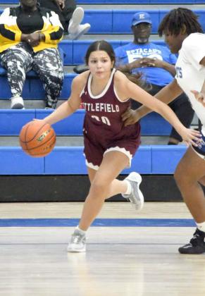 Lady Cats win season-opener over Estacado, 47-43