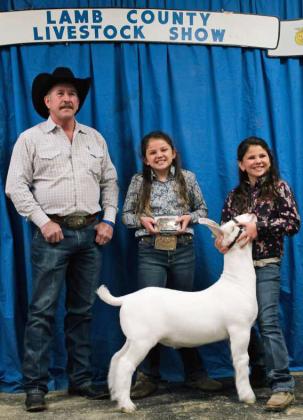CHLOE SENTER of Olton Goat Showmanship Award