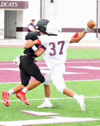 WILDCATS TAKE ON LEVELLAND IN FIRST SCRIMMAGE OF SEASON