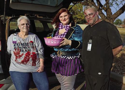 Lamb Healthcare Center Trunk-or-Treat