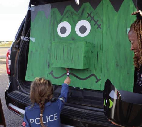 Lamb Healthcare Center Trunk-or-Treat