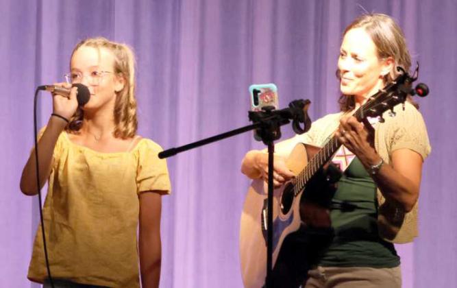 Evelyn and Tony Meredith entertained during the intermission for the Sandhills Sweetheart Pageant 2025. (Photo by Ann Reagan)