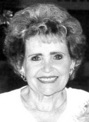 In Loving Memory Of Della Mae Chapman