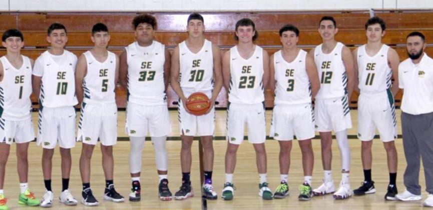 2021-22 SPRINGLAKE-EARTH VARSITY BOY’S BASKETBALL TEAM – The Wolverines are coached by Head Coach CJ Castillo and he is assisted by Israel DeLeon and Brian Mahler. (Shown L-R): Evan DeLeon, JJ Jaramillo, Alex Alvarez, Keshan Holmes, Derrick Rosales, Trace Goodman, Micah Sanchez, Kaden Castillo, Josh Samaron and Coach Castillo. (Submitted Photo)
