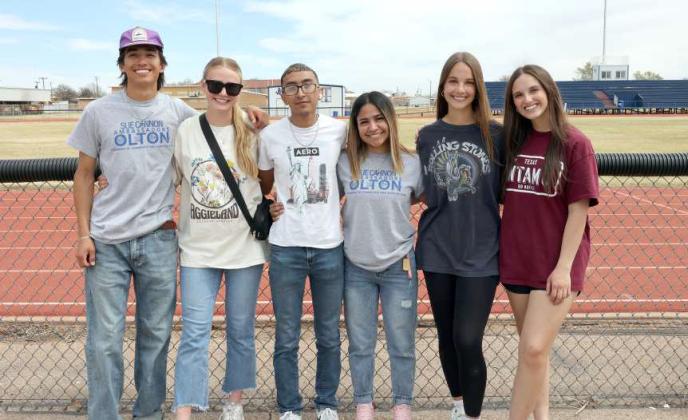 (This is a group of our Ambassadors that helped us during registration for the hunt, left to right) Eddie Ramirez, Analise Ramage, Adrian Reyna, Evelyn Matute, Adrienne Struve, Aspen Struve. (Photo Courtesy of Olton Chamber of Commerce)