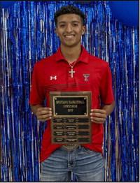 Mustang Basketball Offensive MVP Sebastian Sparkman