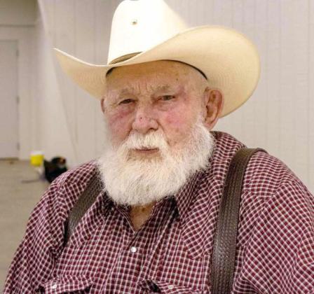 Bob Edwards hosts the 16th annual Fish Fry on April 19, 2025. Edwards additionally celebrated his 92nd birthday. (Photo by Madison Vidales)