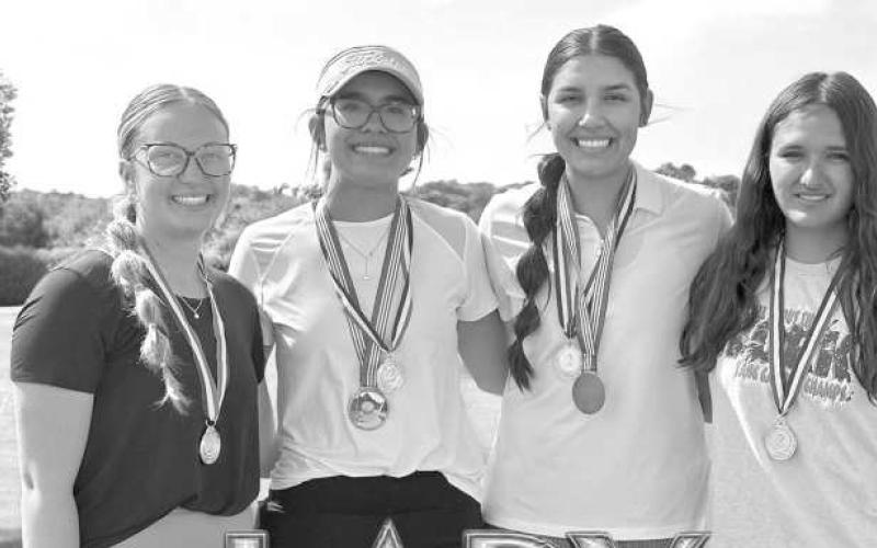 The Springlake- Earth varsity girl’s golf team placed second at Olton as a team. Individually, Hannah Alvarez placed 1st and Ennah Mosqueda placed third. The boys placed first as team, with Froylan Agundiz placing first individually and Ethan Mosqueda taking second. (Submitted Photo)